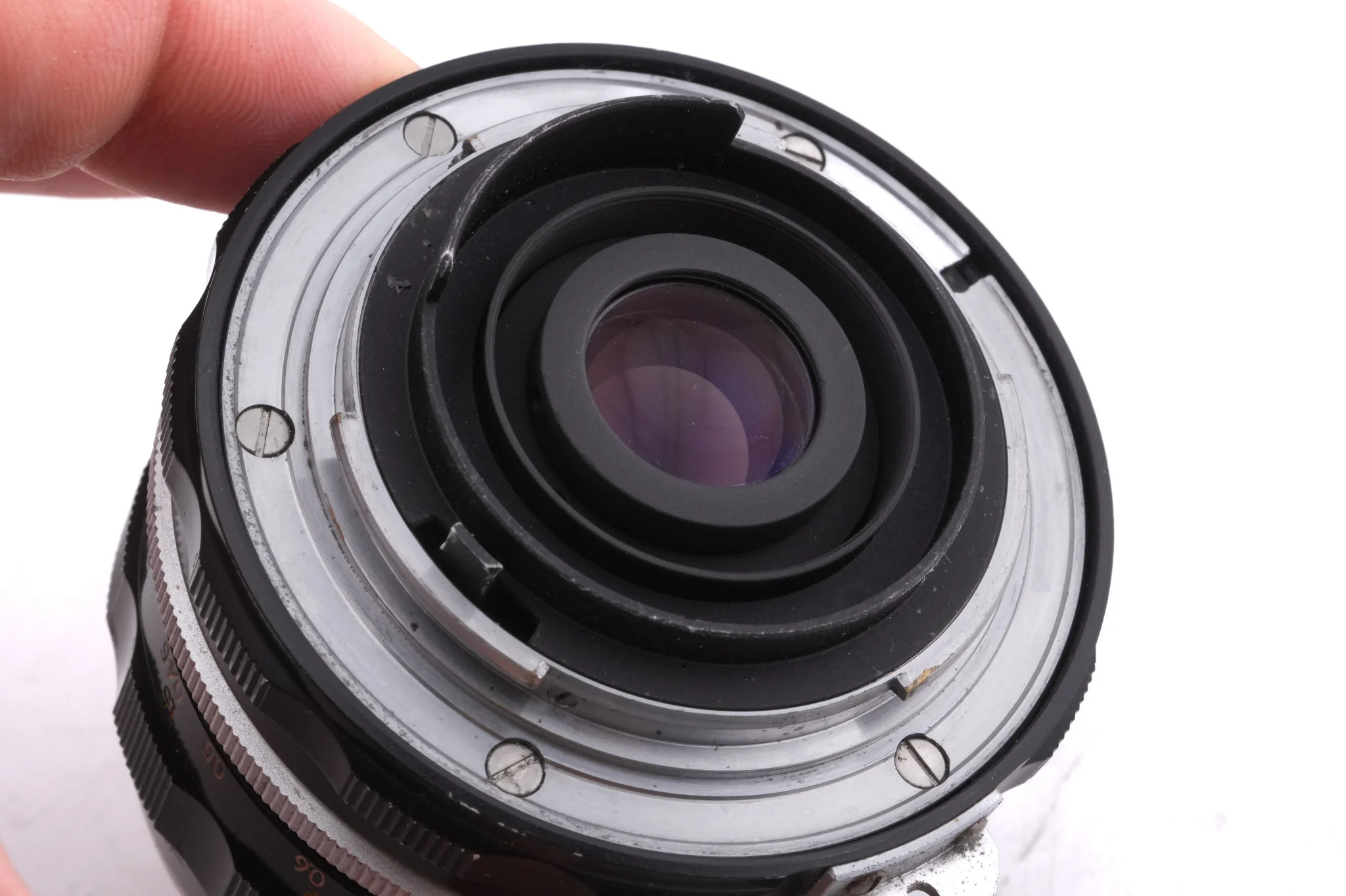 Nikon 35mm f2.8 Nikkor-S Auto Pre-AI - Image 3