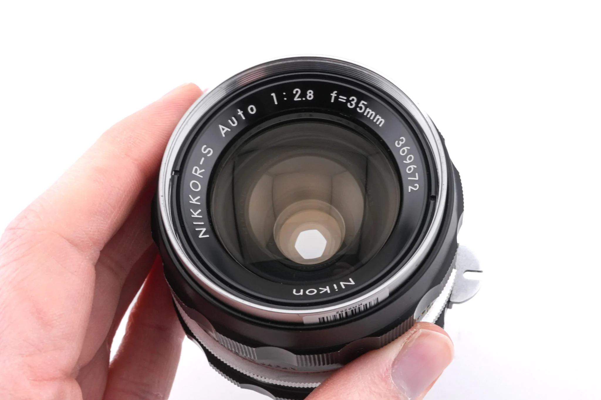 Nikon 35mm f2.8 Nikkor-S Auto Pre-AI - Image 3