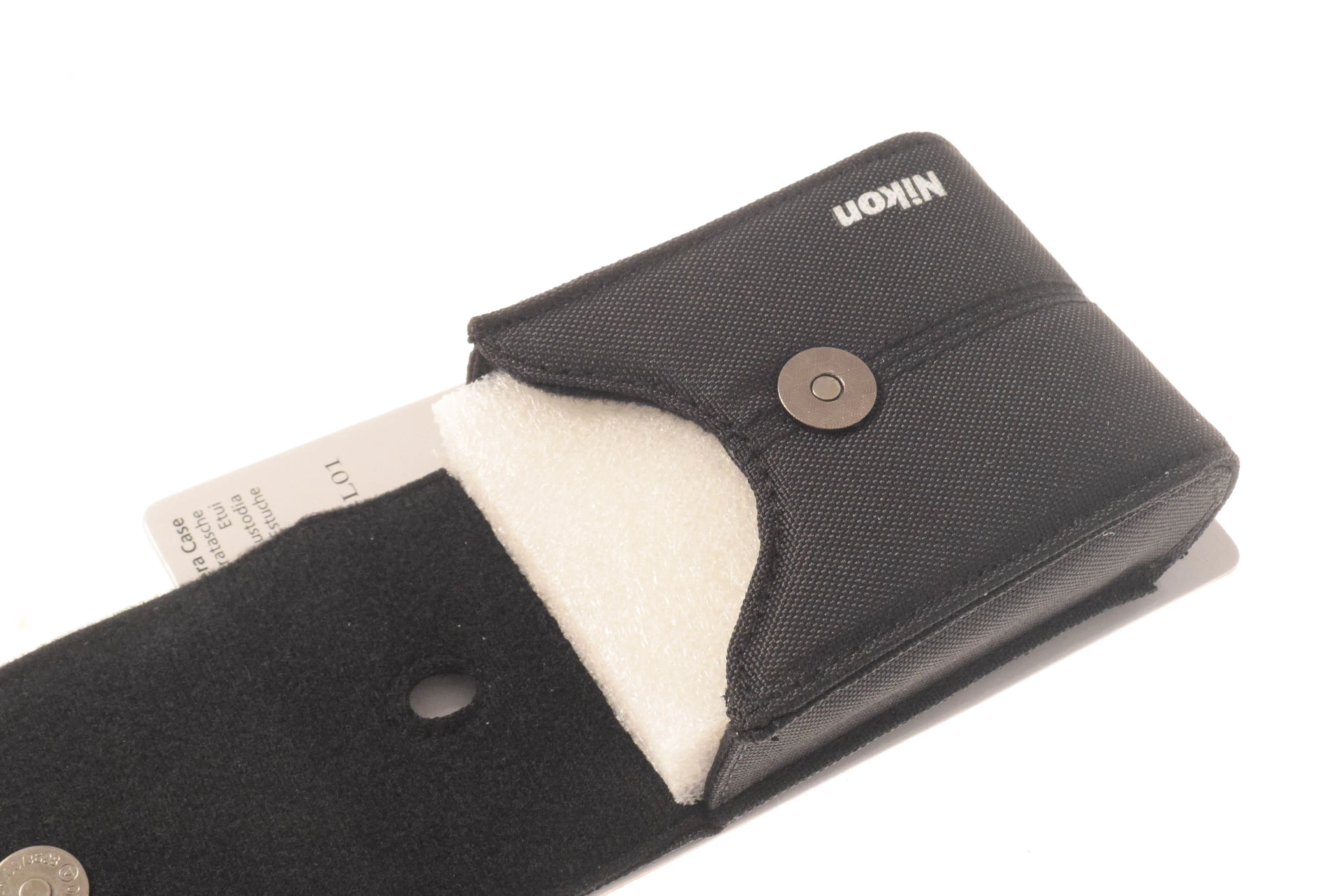 Nikon Coolpix Case CS-L01 - Image 3