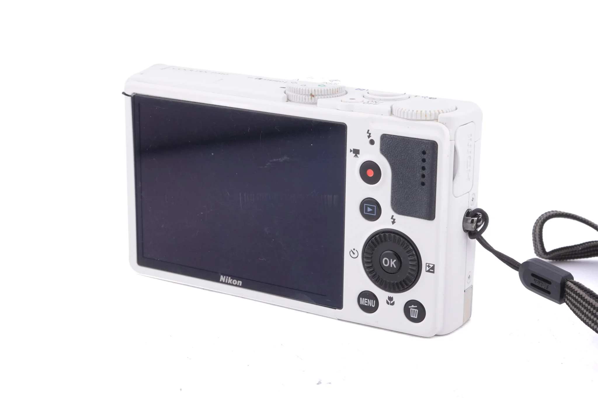 Nikon Coolpix P310 - Image 2