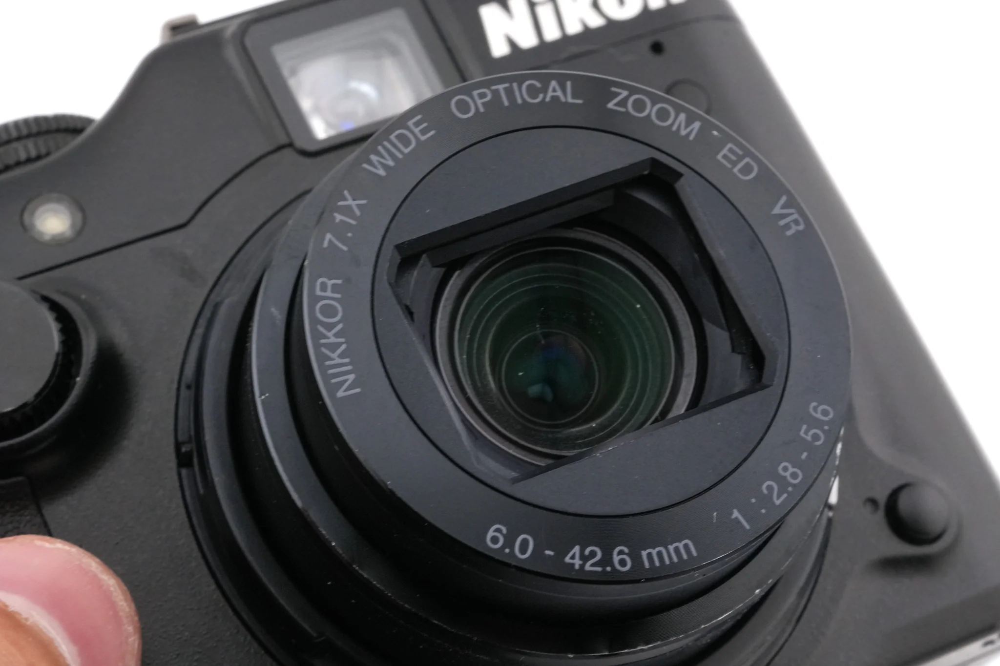 Nikon Coolpix P7100 - Image 6