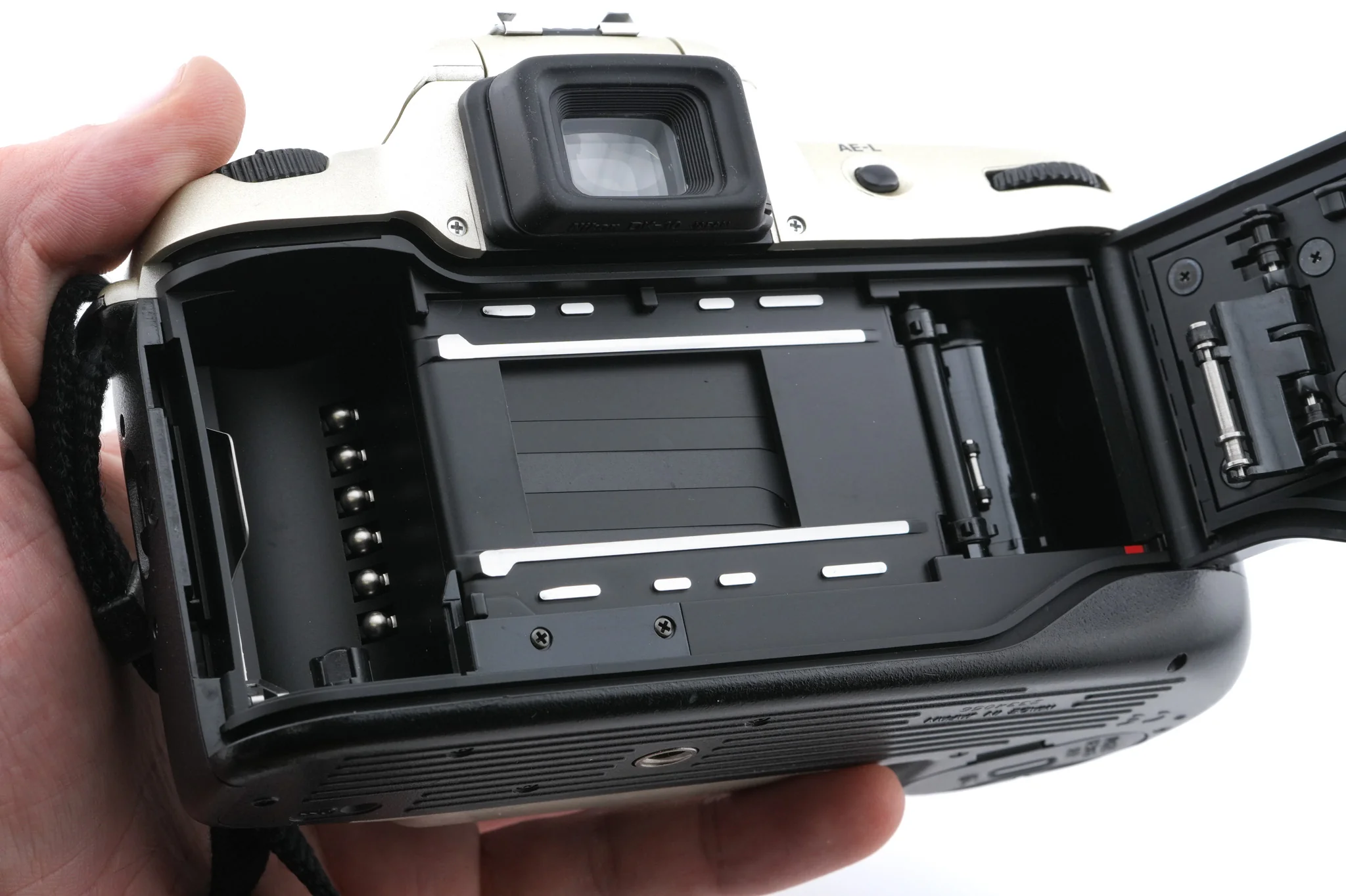Nikon F60 - Image 6