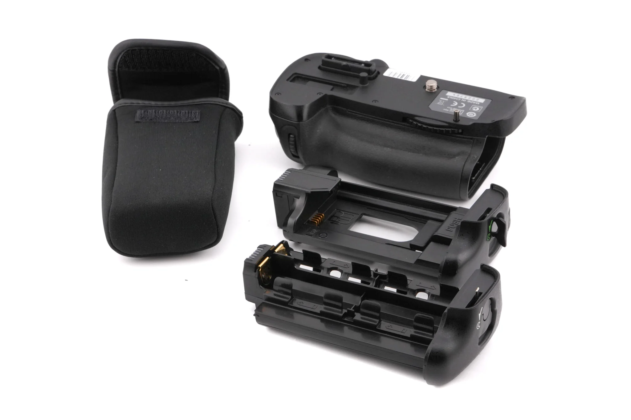 Nikon MB-D14 Multi Battery Power Pack - Image 4