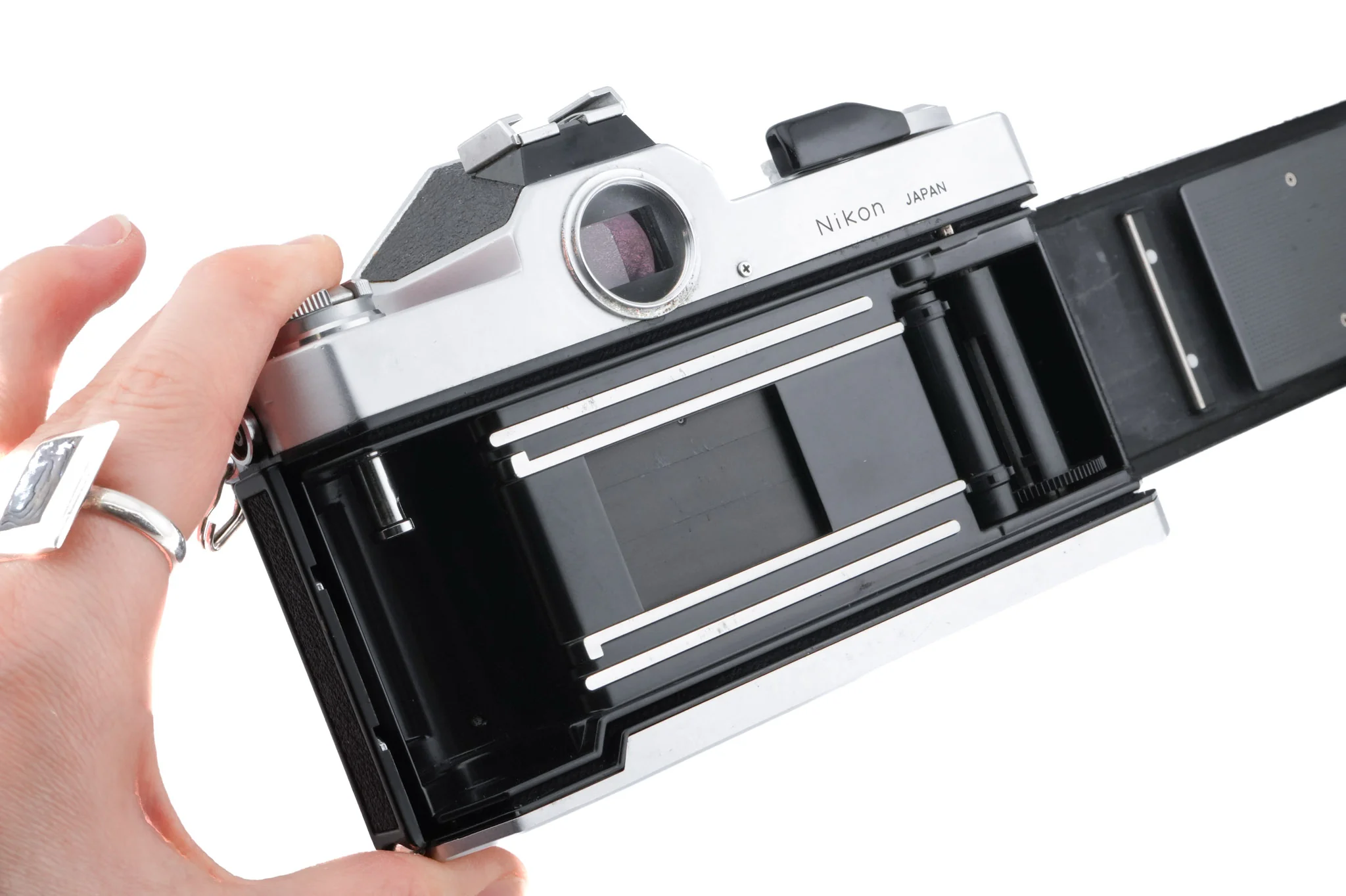 Nikon Nikkormat FT2 - Image 5