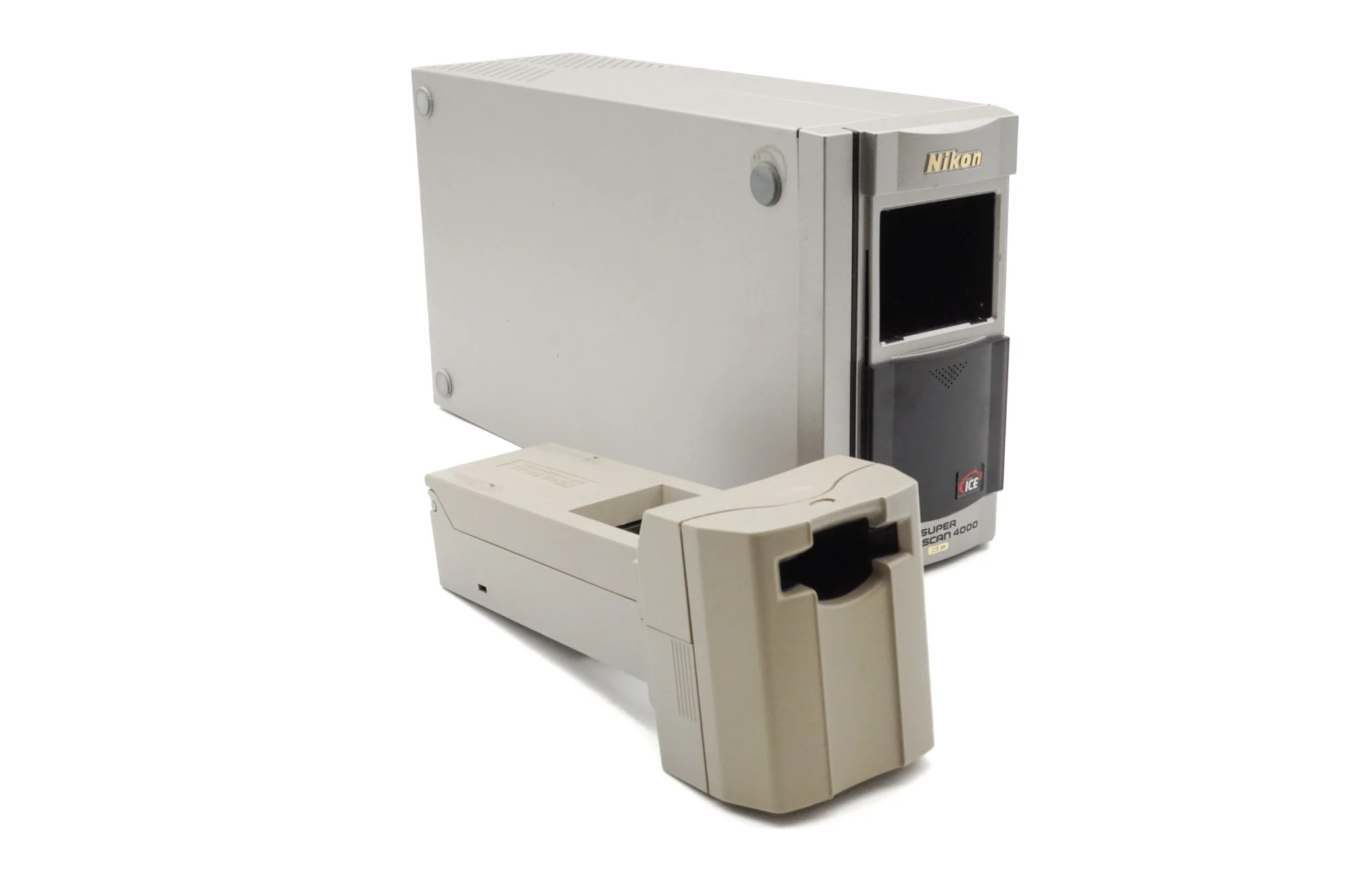 Nikon Super Coolscan 4000 + SA-21 Strip Film Adapter - Image 5