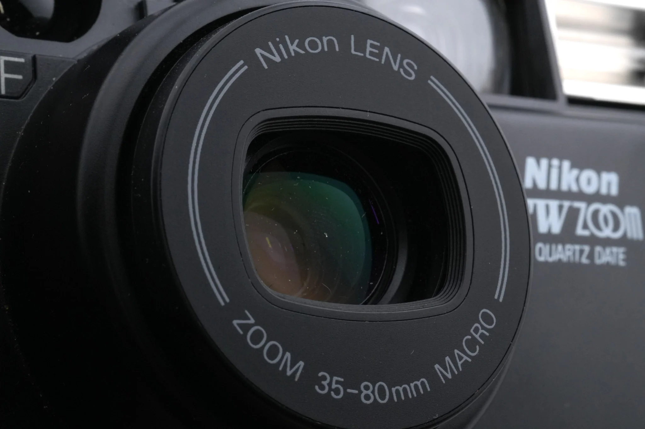 Nikon TW Zoom 35-80 - Image 4