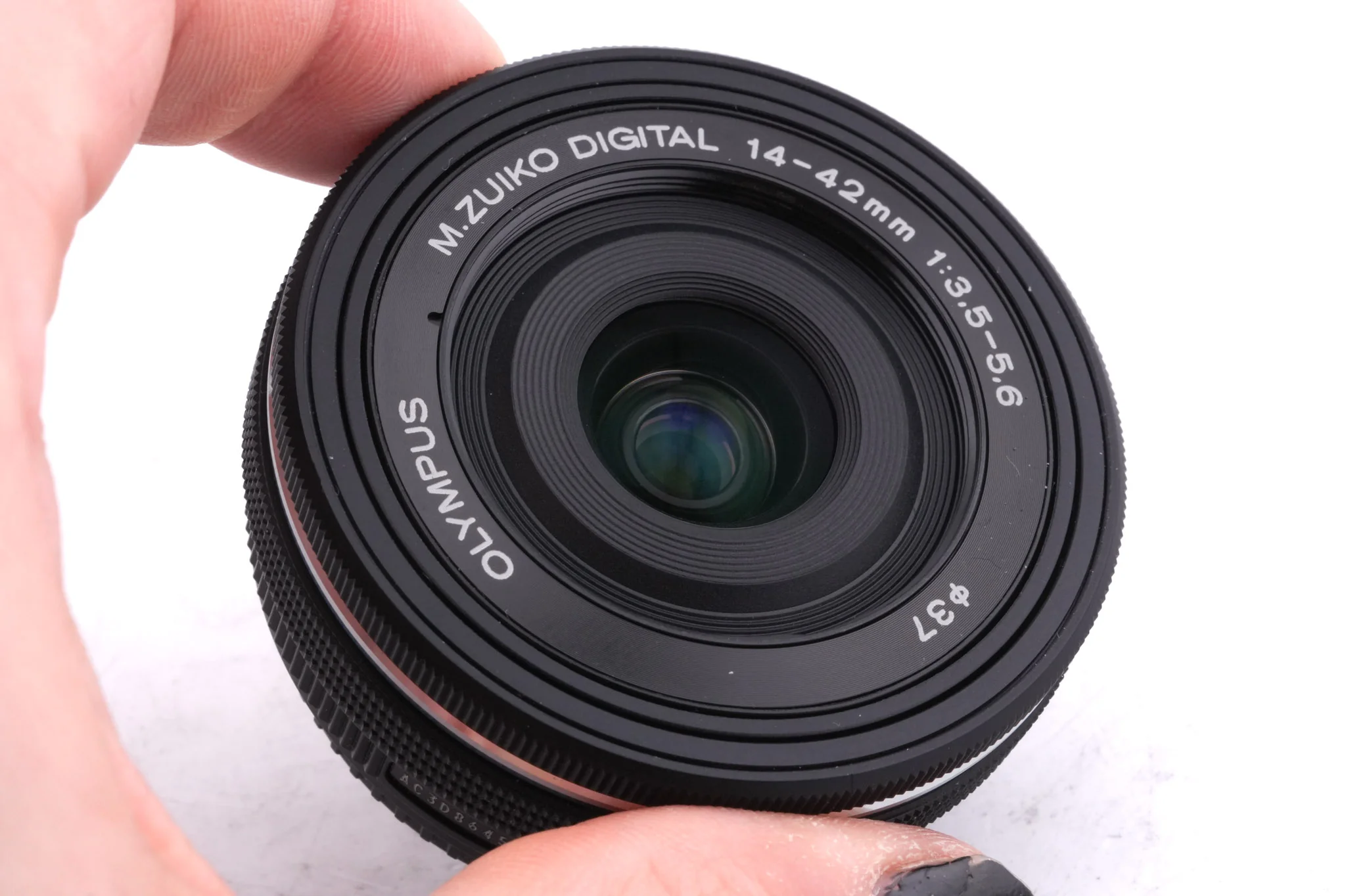 Olympus 14-42mm f3.5-5.6 M.Zuiko Digital EZ ED MSC - Image 3