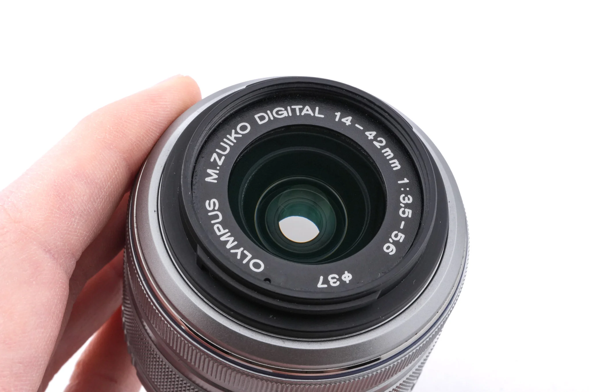 Olympus 14-42mm f3.5-5.6 M.Zuiko Digital R MSC II - Image 3