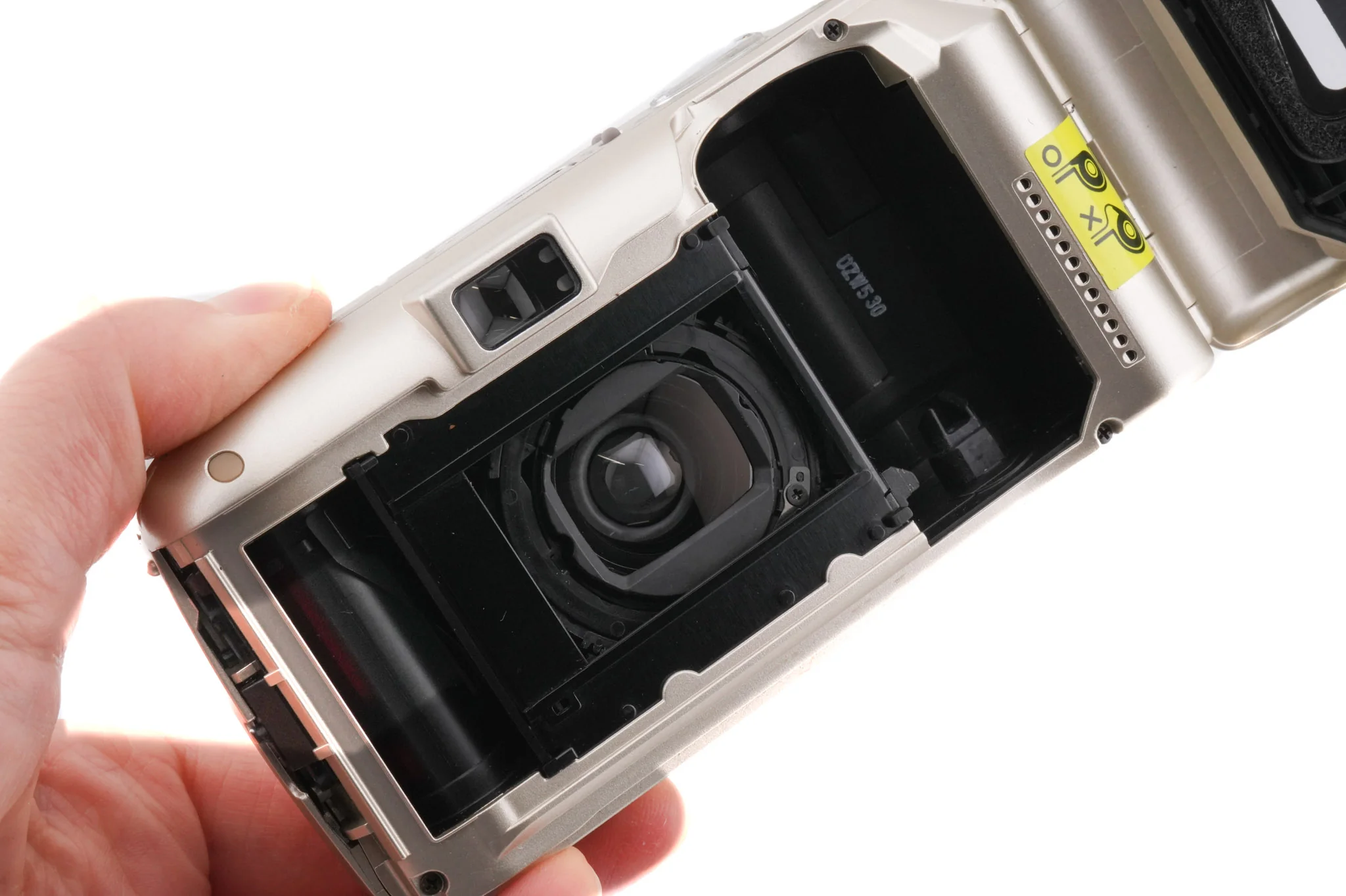 Olympus Mju-II Zoom 80 - Image 7