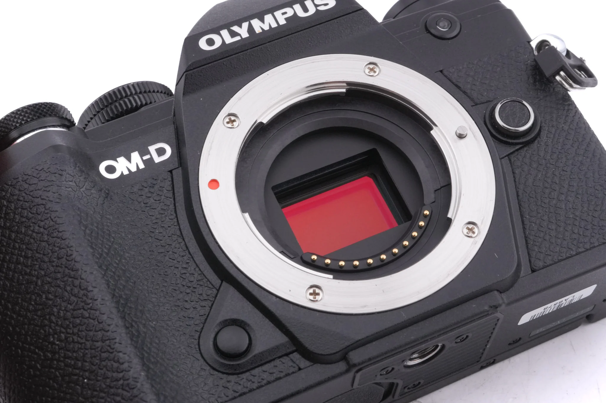Olympus OM-D E-M5 Mark III - Image 6