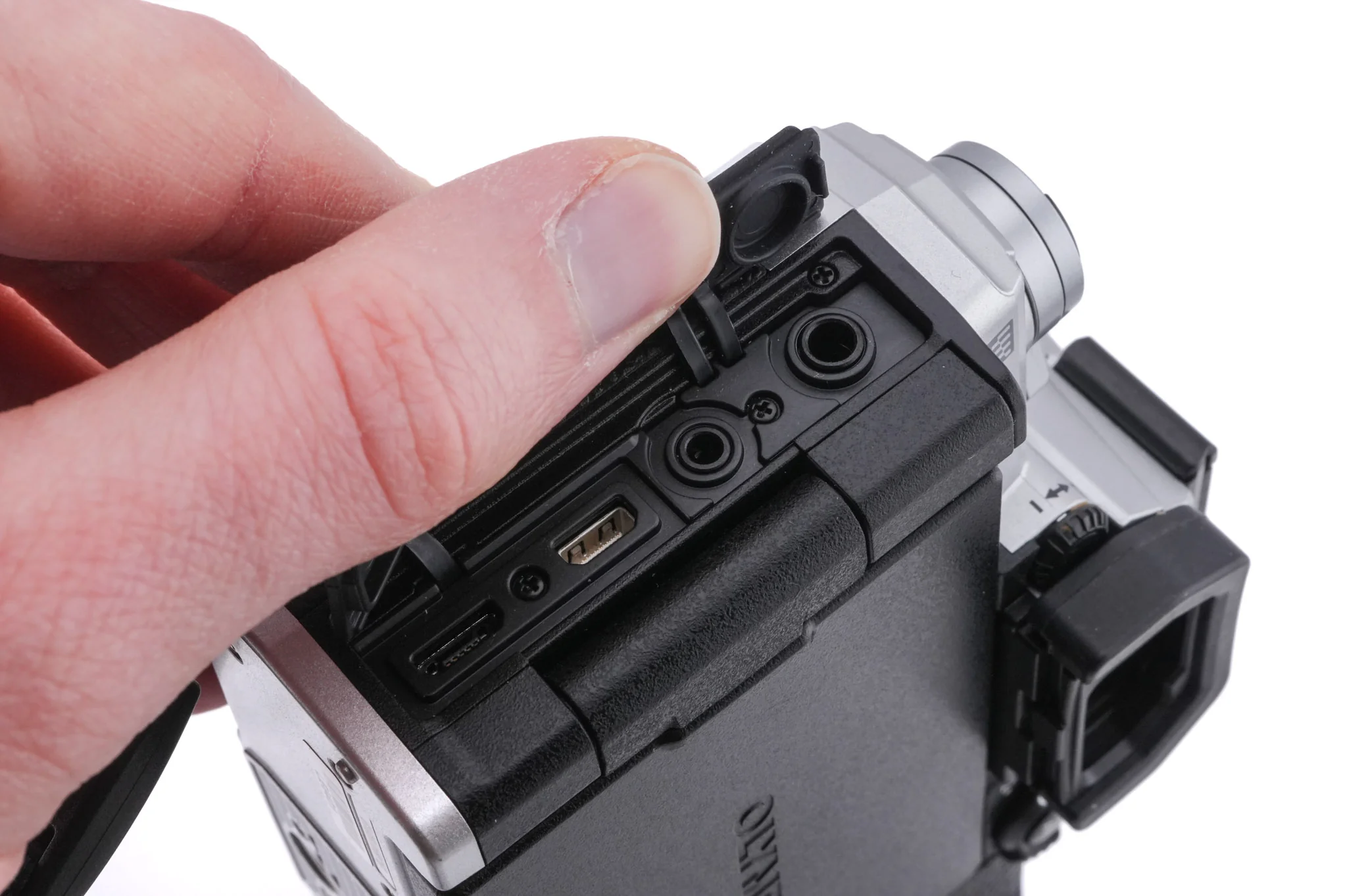 Olympus OM-D E-M5 Mark III - Image 8