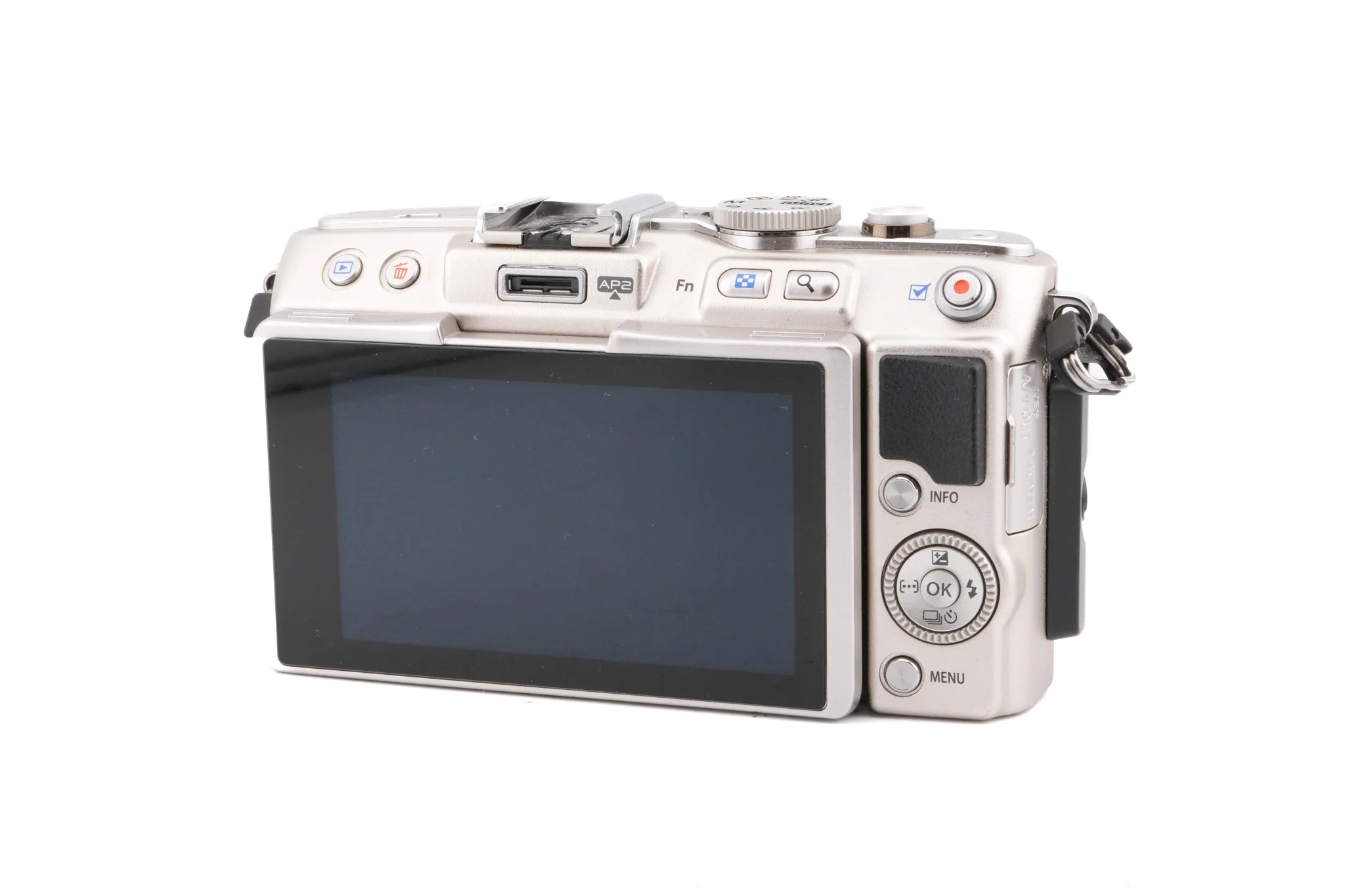 Olympus PEN E-PL6 - Image 2