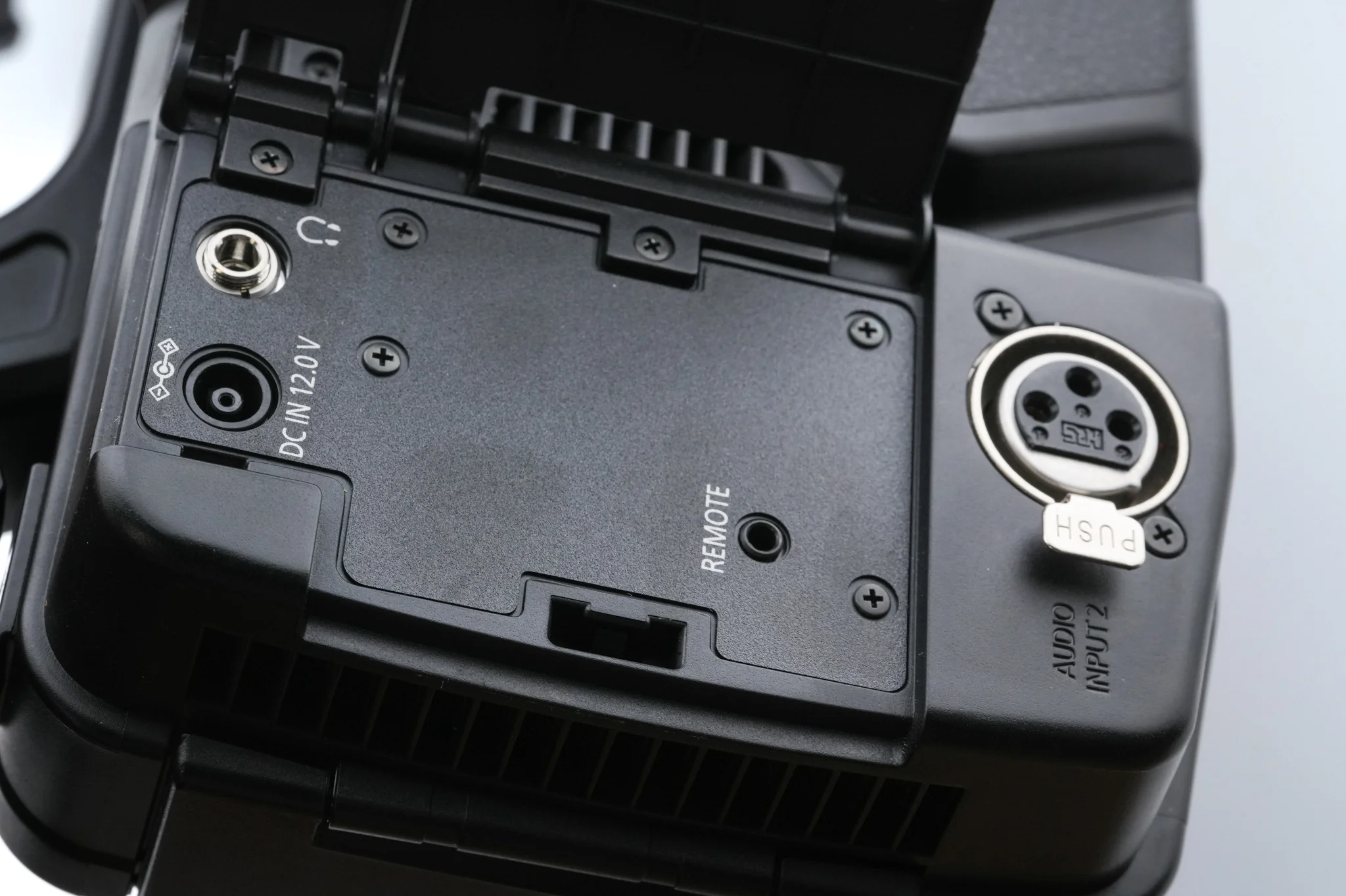Panasonic HC-X20 - Image 7