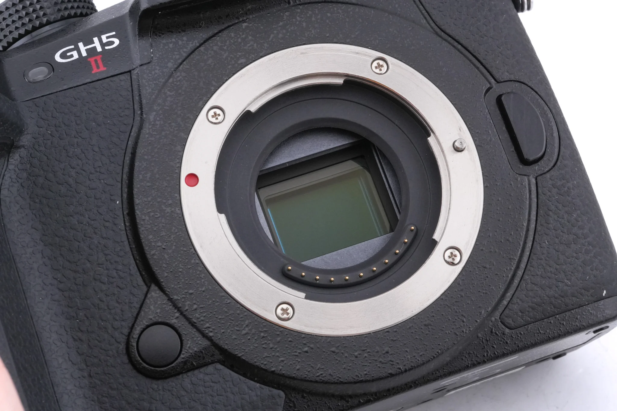 Panasonic Lumix DC-GH5 Mark II - Image 7