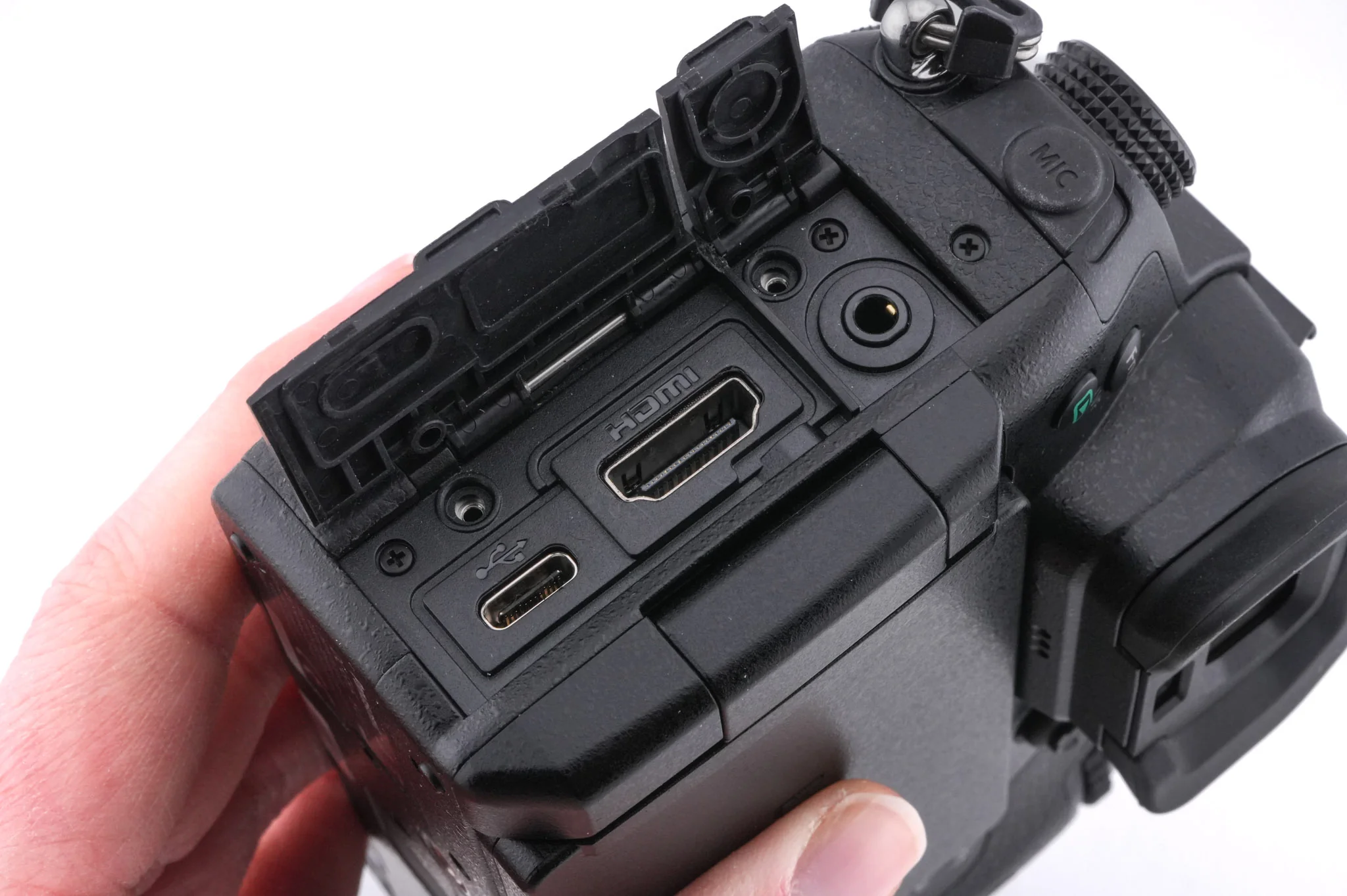 Panasonic Lumix DC-GH5 - Image 8