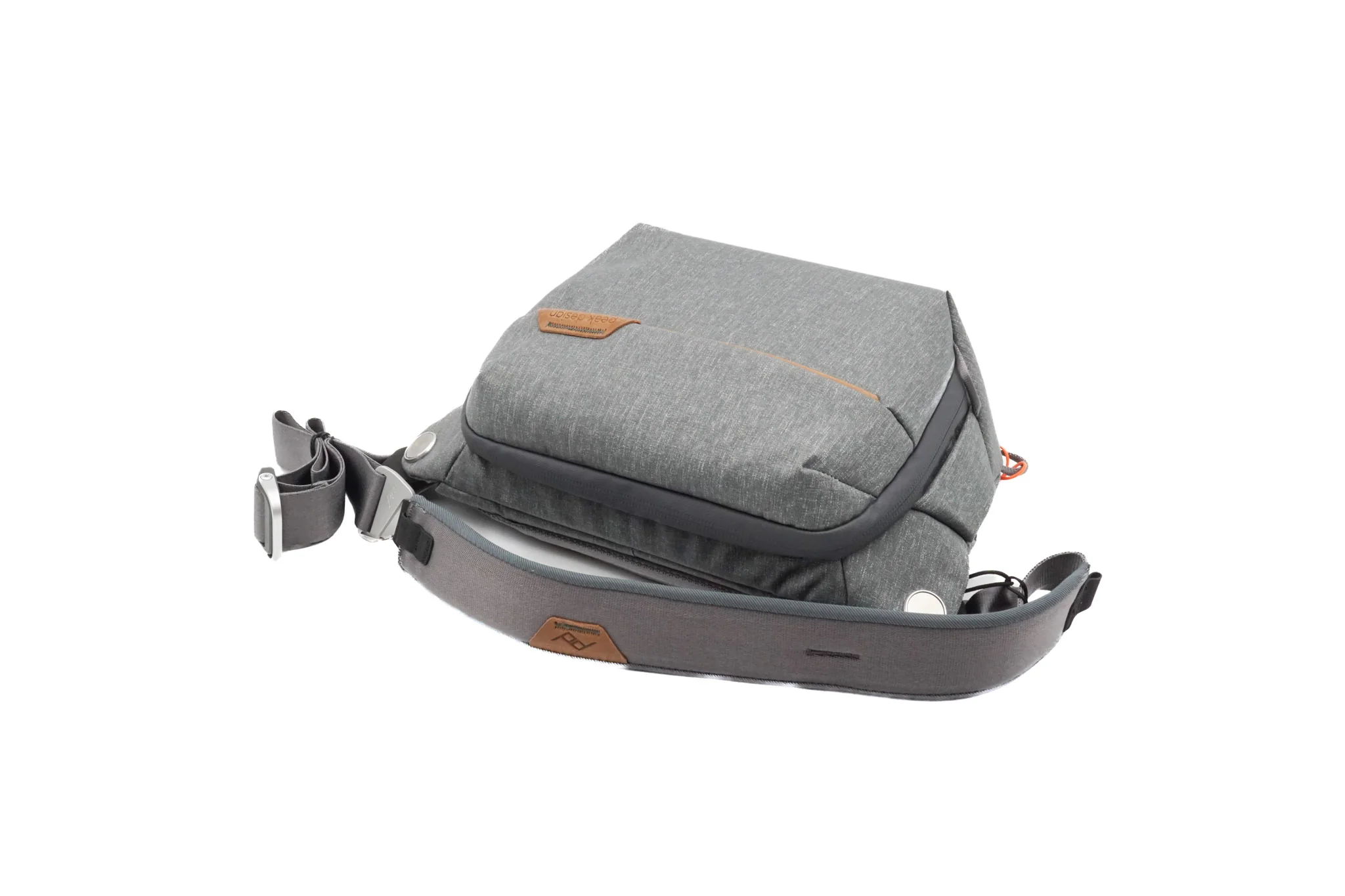 Peak Design Everyday Sling 3L V2 - Image 3