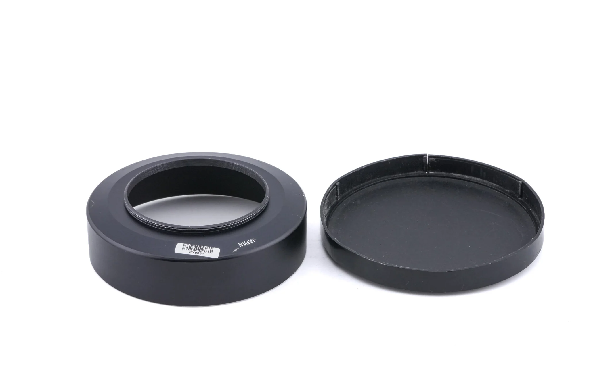 Plaubel Makina 67 + Makina 67 Lens Hood - Image 13