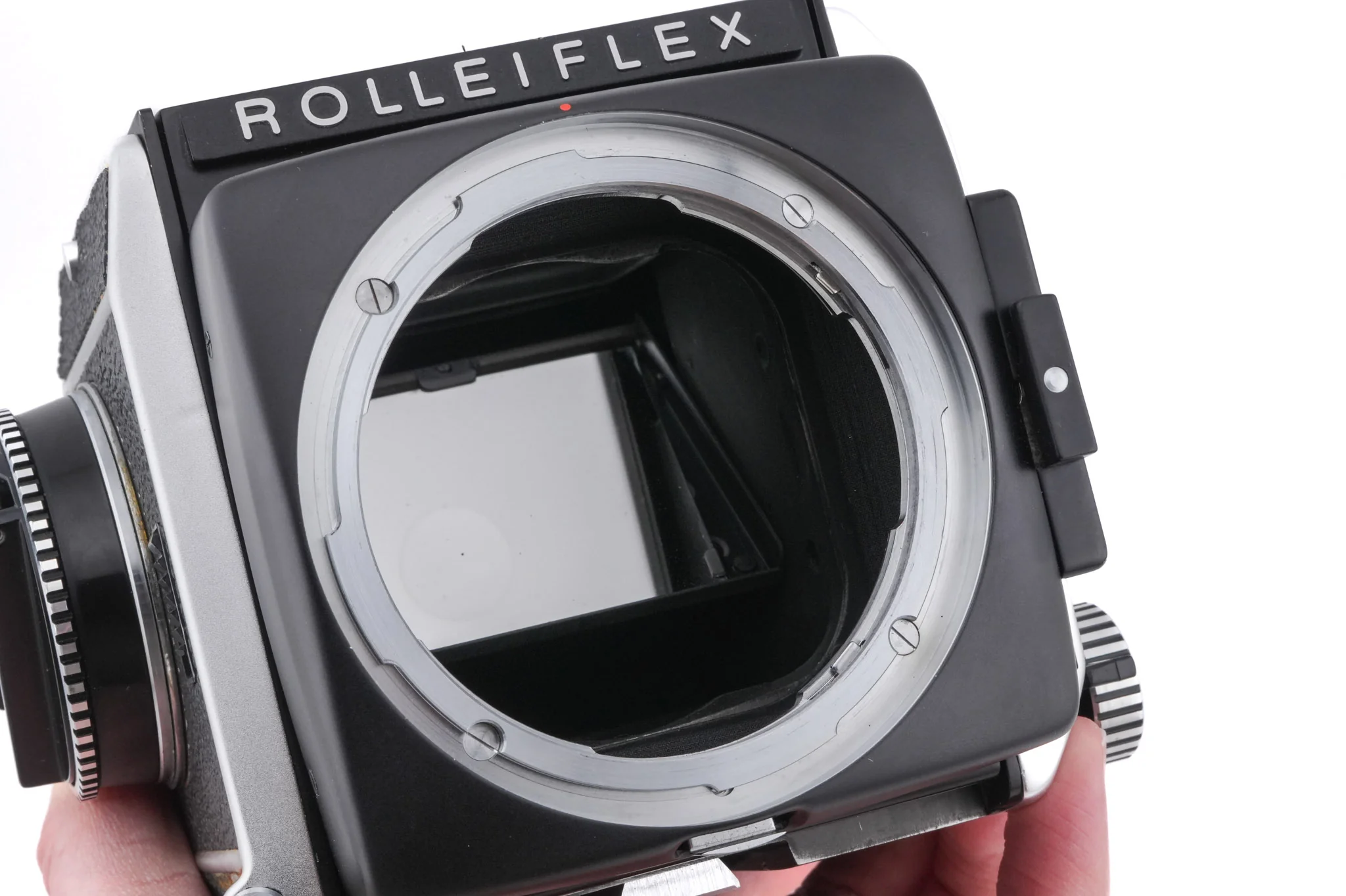 Rollei SL66 + Waist Level Finder + 80mm f2.8 Planar  + 6x6 Film Back - Image 7