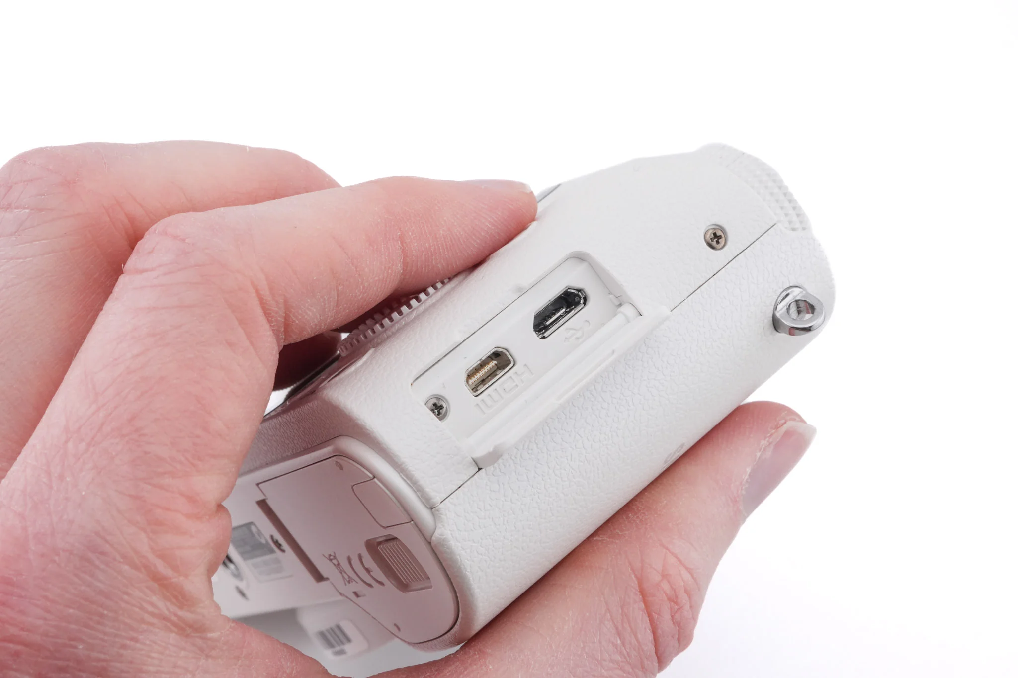 Samsung NX1100 + 20-50mm f3.5-5.6 II ED i-Function - Image 5
