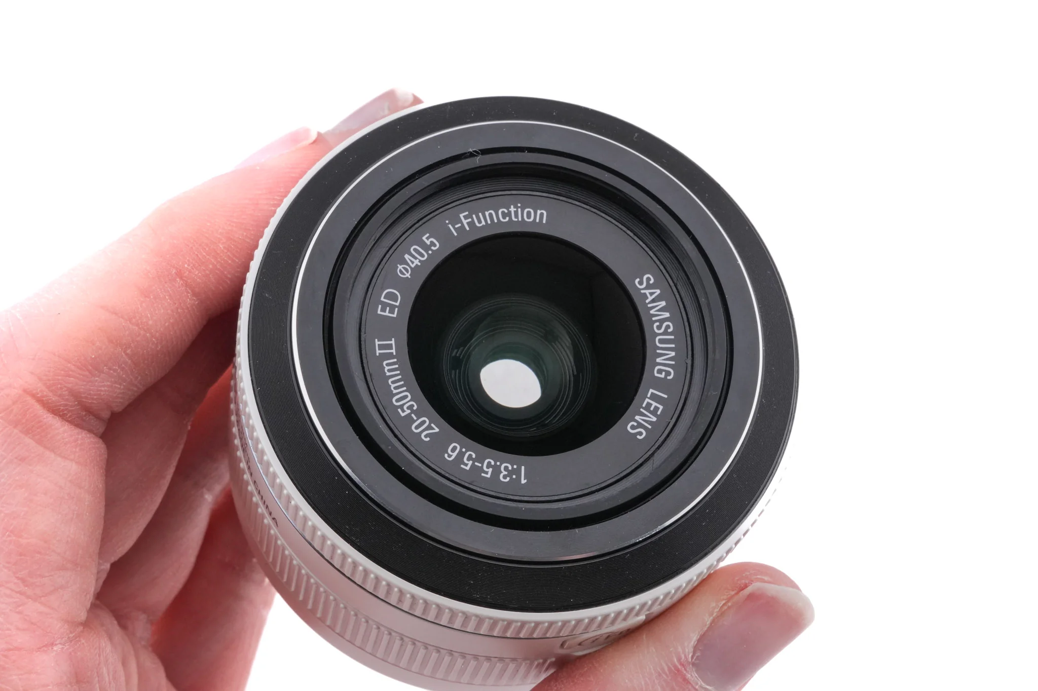 Samsung NX1100 + 20-50mm f3.5-5.6 II ED i-Function - Image 8