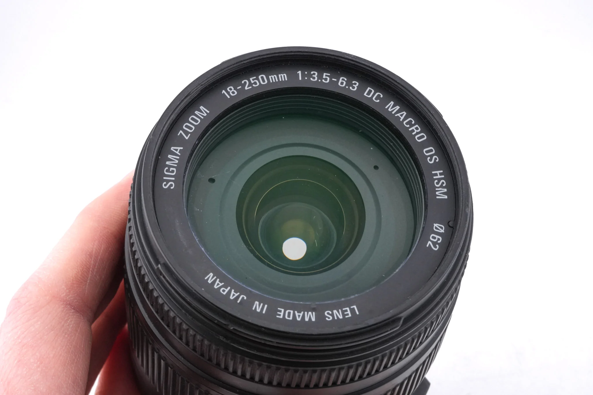 Sigma 18-250mm f3.5-6.3 DC OS Macro HSM - Image 3