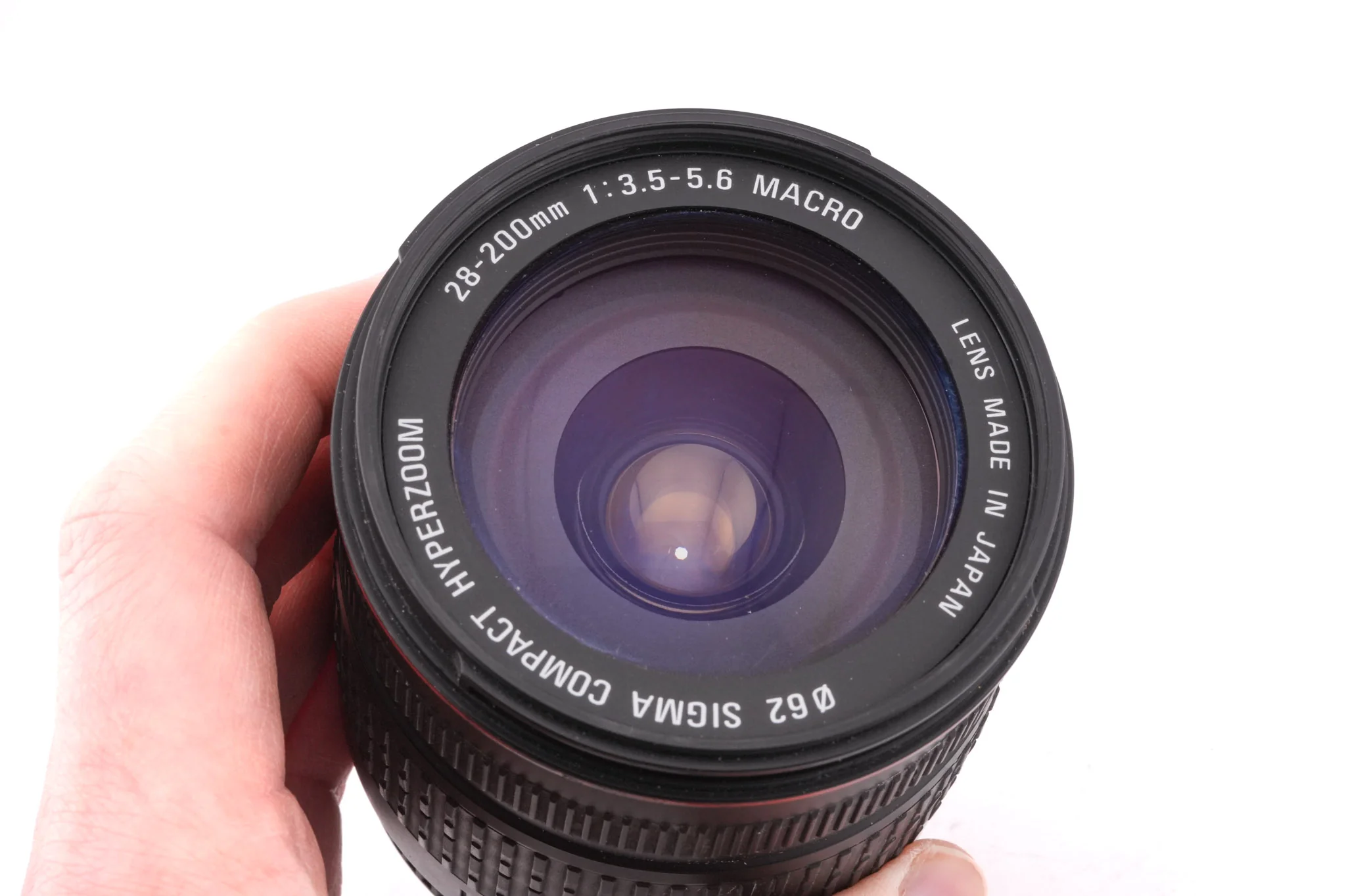 Sigma 28-200mm f3.5-5.6 Compact Hyperzoom Macro - Image 3