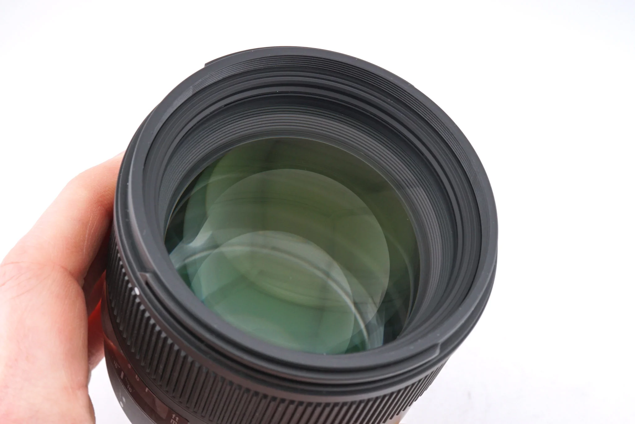 Sigma 85mm f1.4 EX DG HSM - Image 5