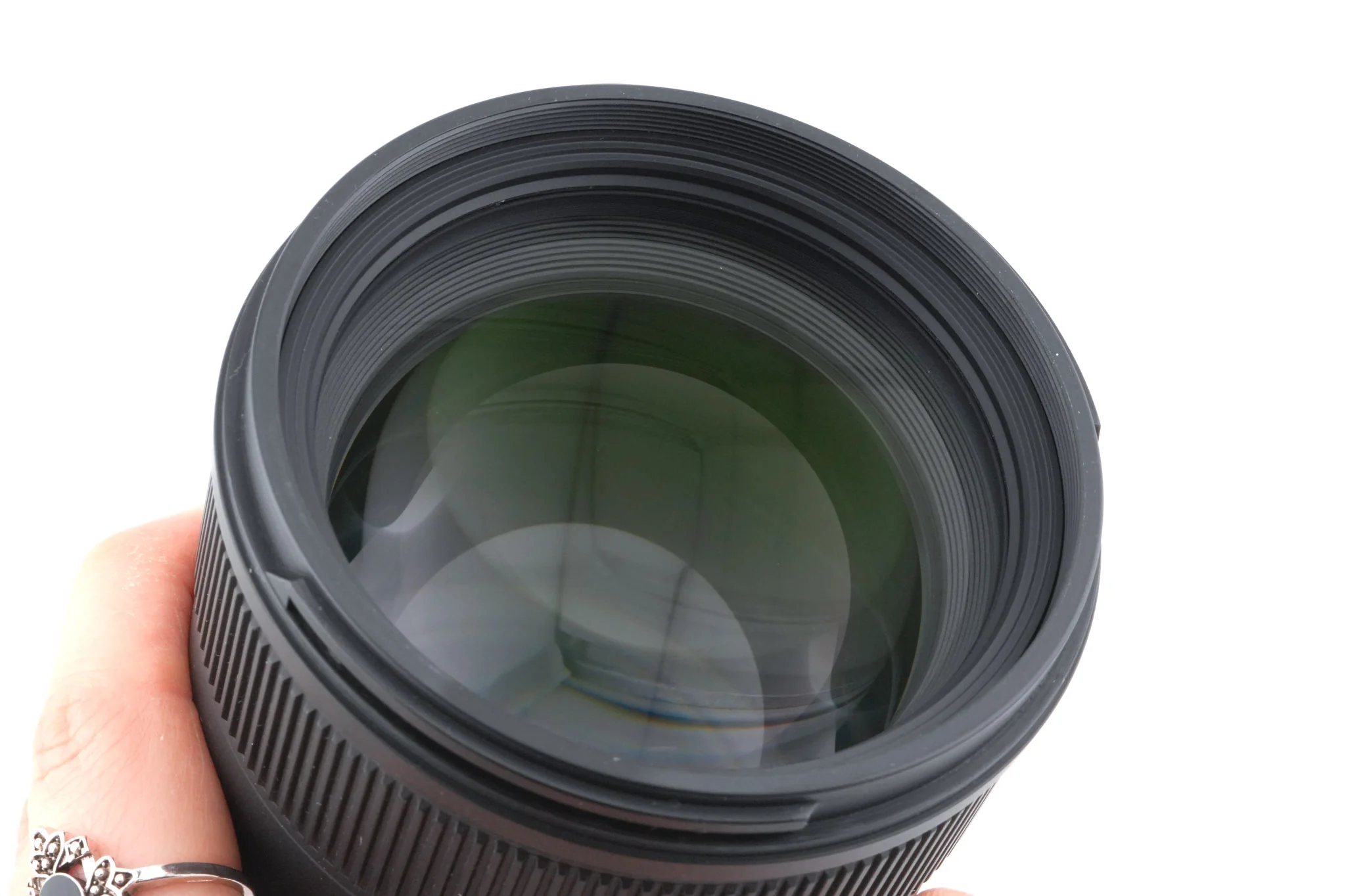 Sigma 85mm f1.4 EX DG HSM - Image 5