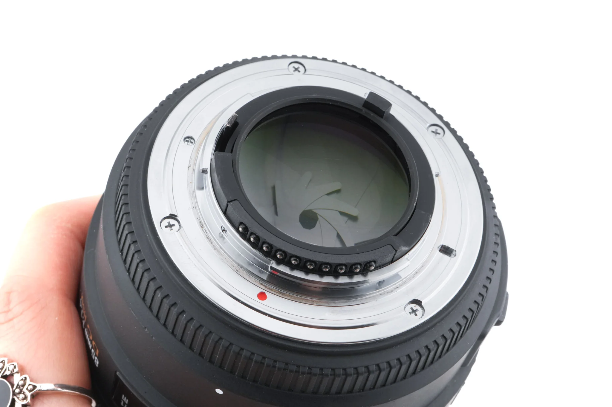 Sigma 85mm f1.4 EX DG HSM - Image 6
