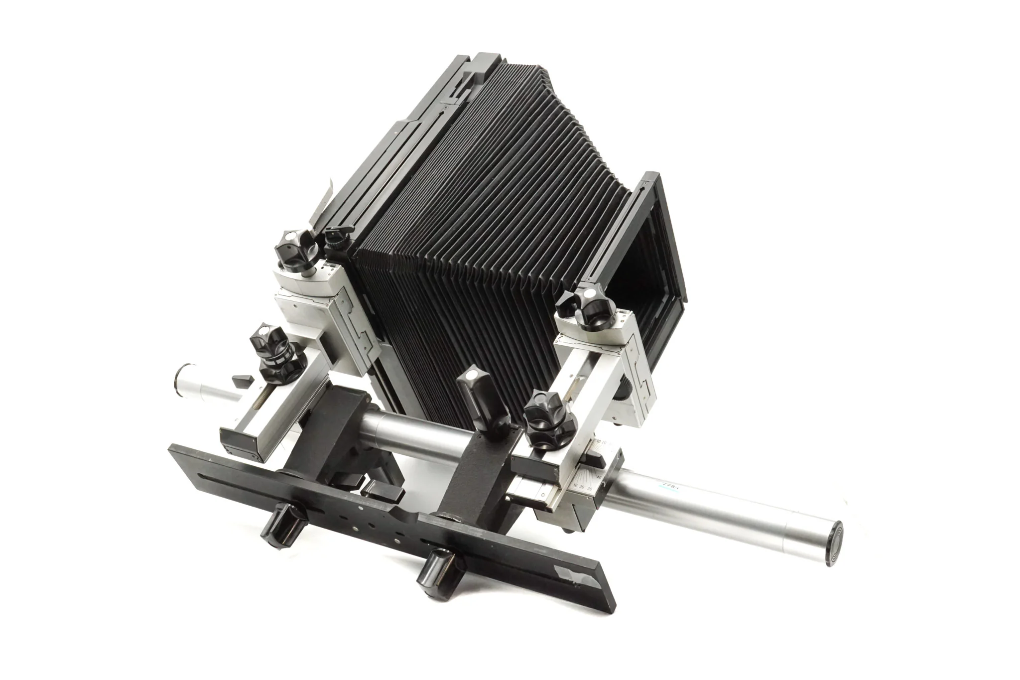 Sinar P (8x10) + Dual Camera Base Plate + Rail Clamp 1 (411.21) - Image 3