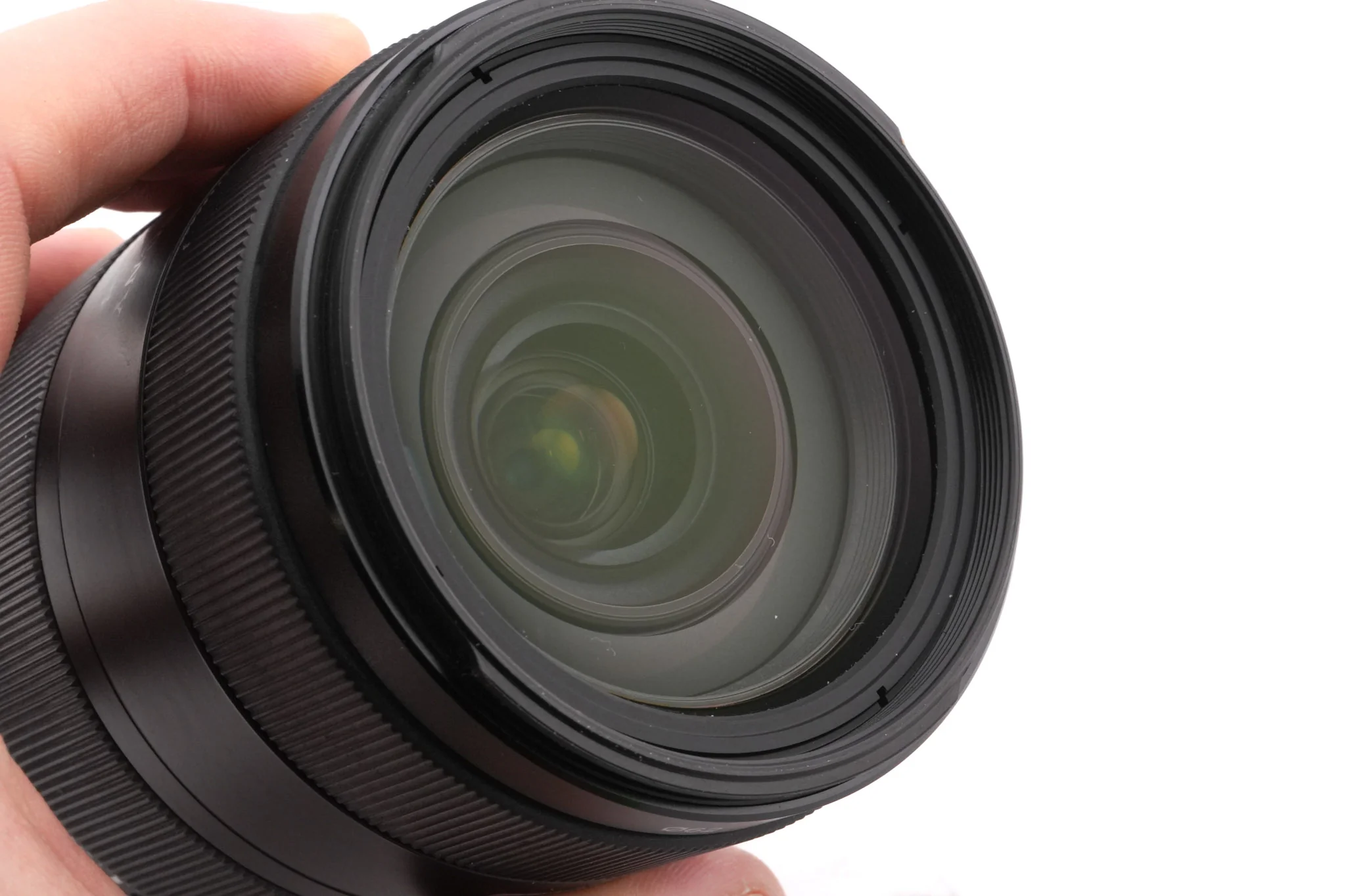 Sony 16-105mm f3.5-5.6 DT (SAL16105) - Image 3