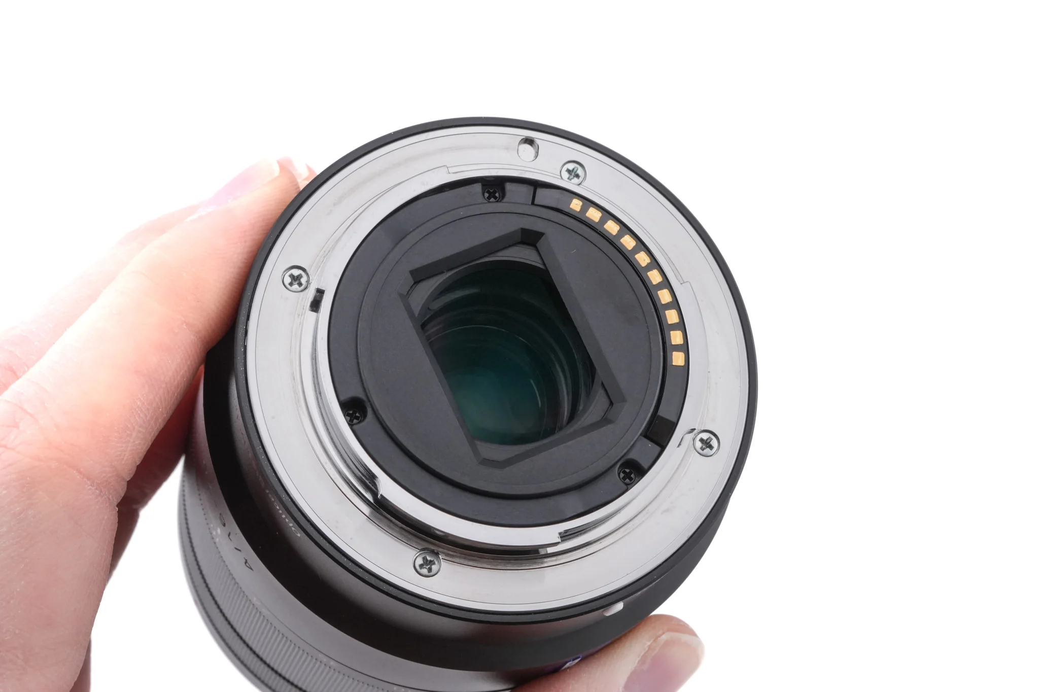 Sony 16-70mm f4 Vario-Tessar T* ZA OSS (SEL1670Z) - Image 4