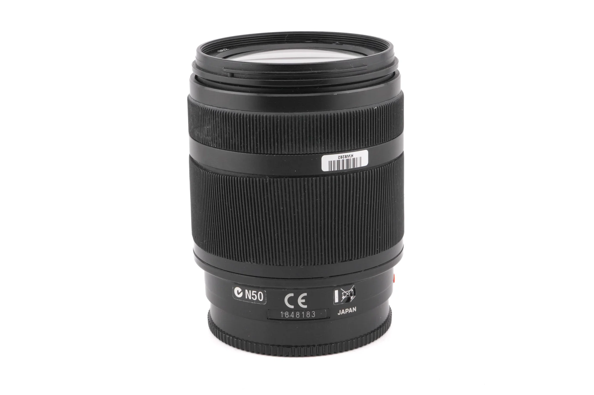 Sony 18-200mm f3.5-6.3 DT (SAL18200) - Image 2