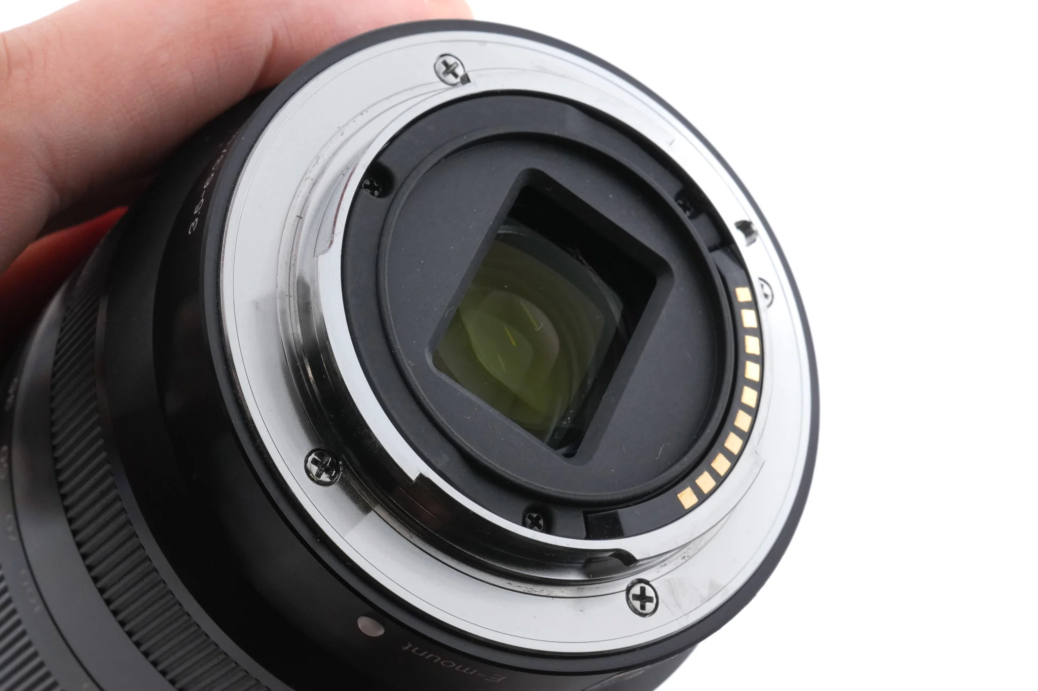 Sony 18-200mm f3.5-6.3 OSS LE (SEL18200LE) - Image 4