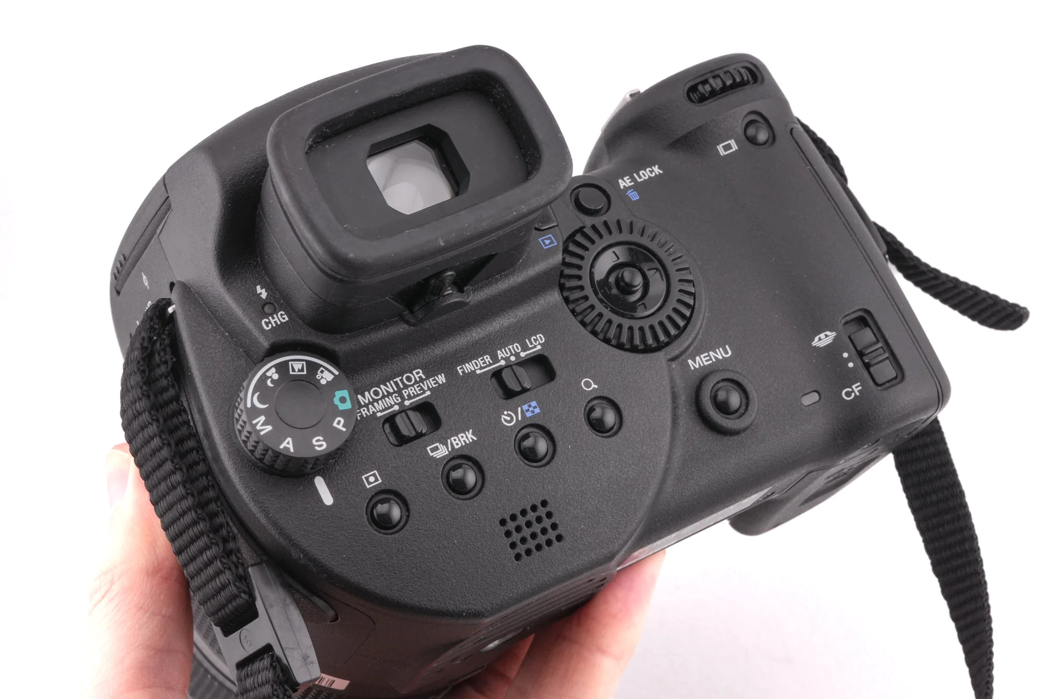 Sony Cyber-Shot DSC-R1 - Image 6