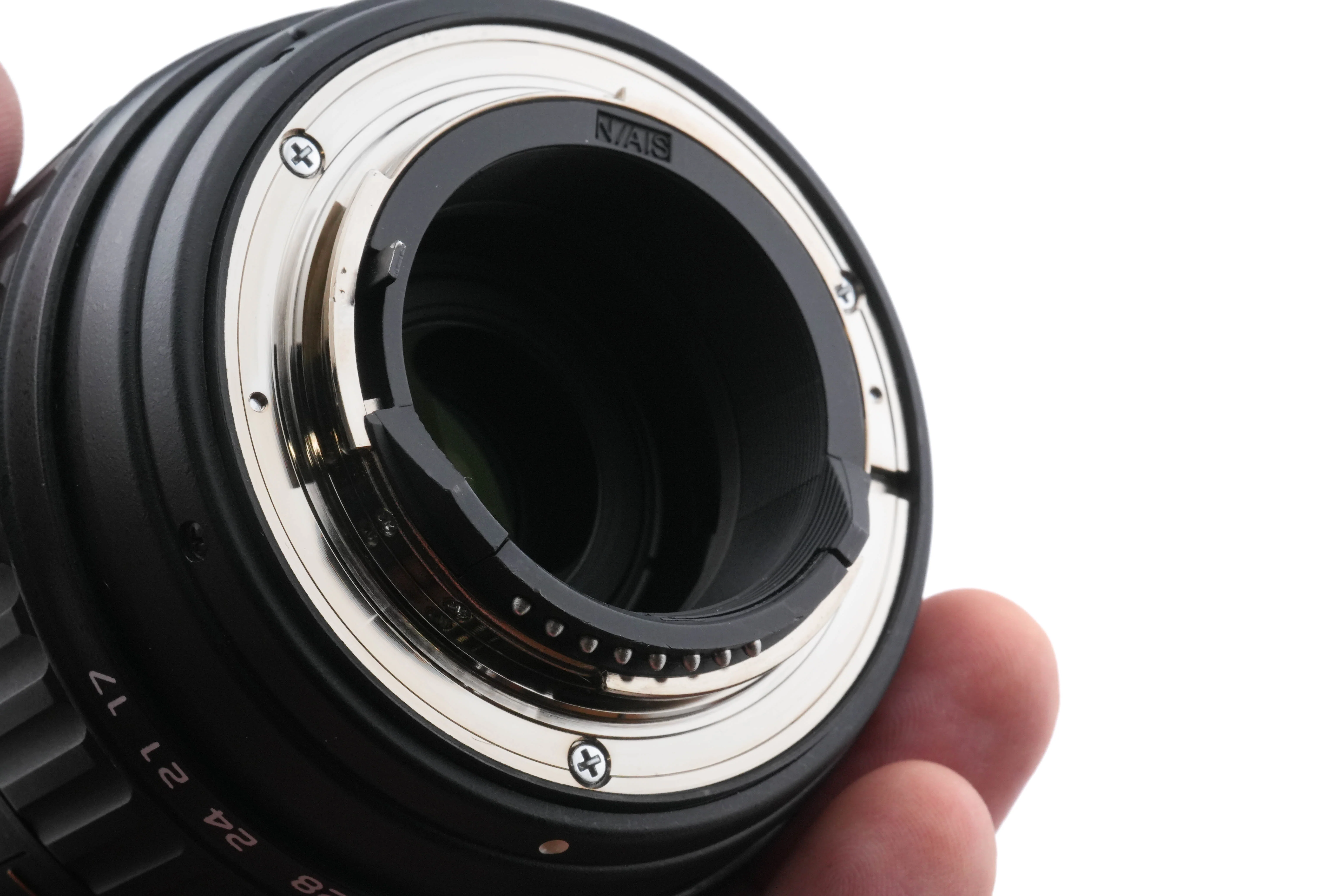 Tokina 17-35mm f4 AT-X Pro SD (IF) FX - Image 6