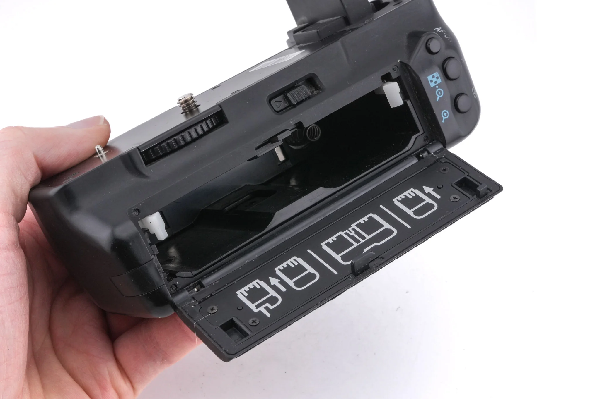 Travor BP-5D II Battery Grip - Image 5
