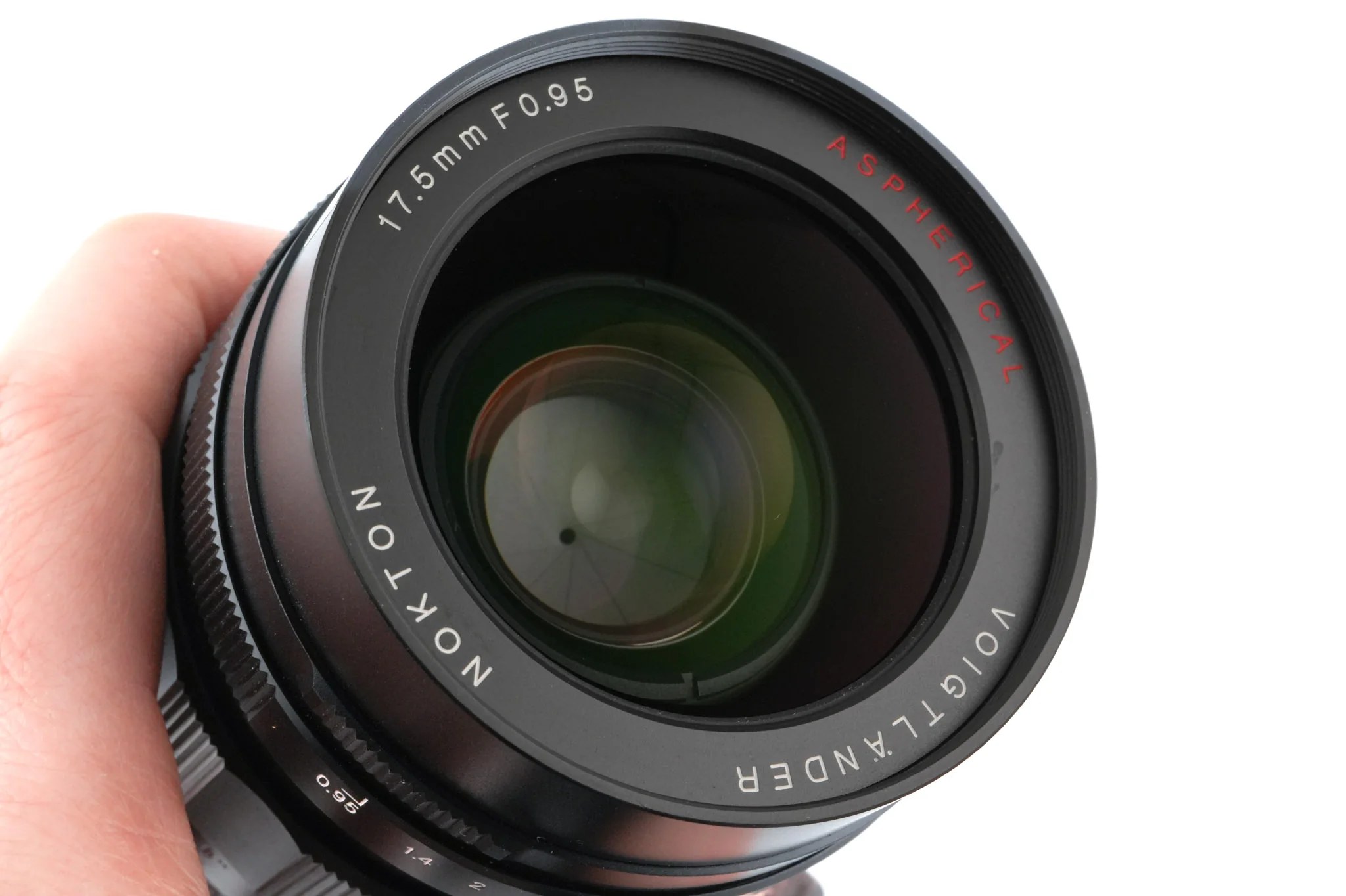 Voigtländer 17.5mm f0.95 Nokton Aspherical - Image 5