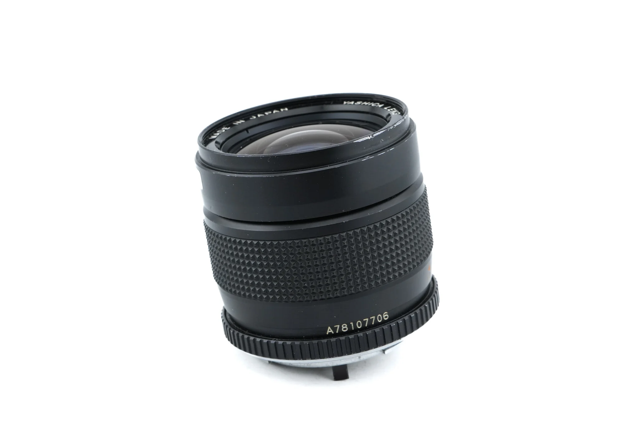 Yashica 42-75mm f3.5-4.5 ML Zoom - Image 2